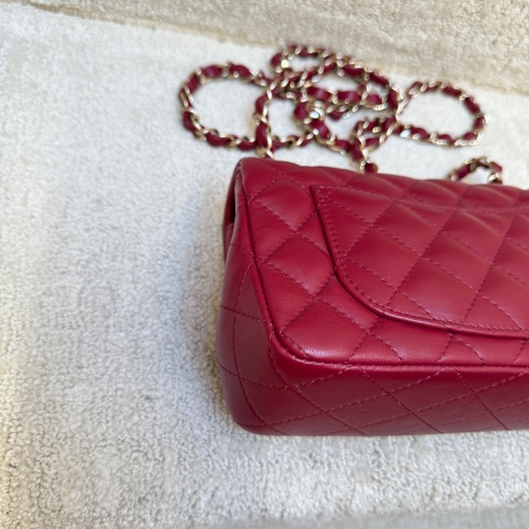 CHANEL Like New Classic Flap Mini Rectangle in Burgundy and Gold - Picture 9 of 15